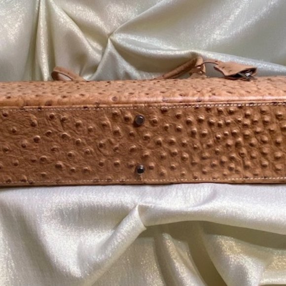 💖Host Pick💖 ONE OF A KIND! Ostrich leather Handbag With a Secret Depart. /H38 - Picture 12 of 12